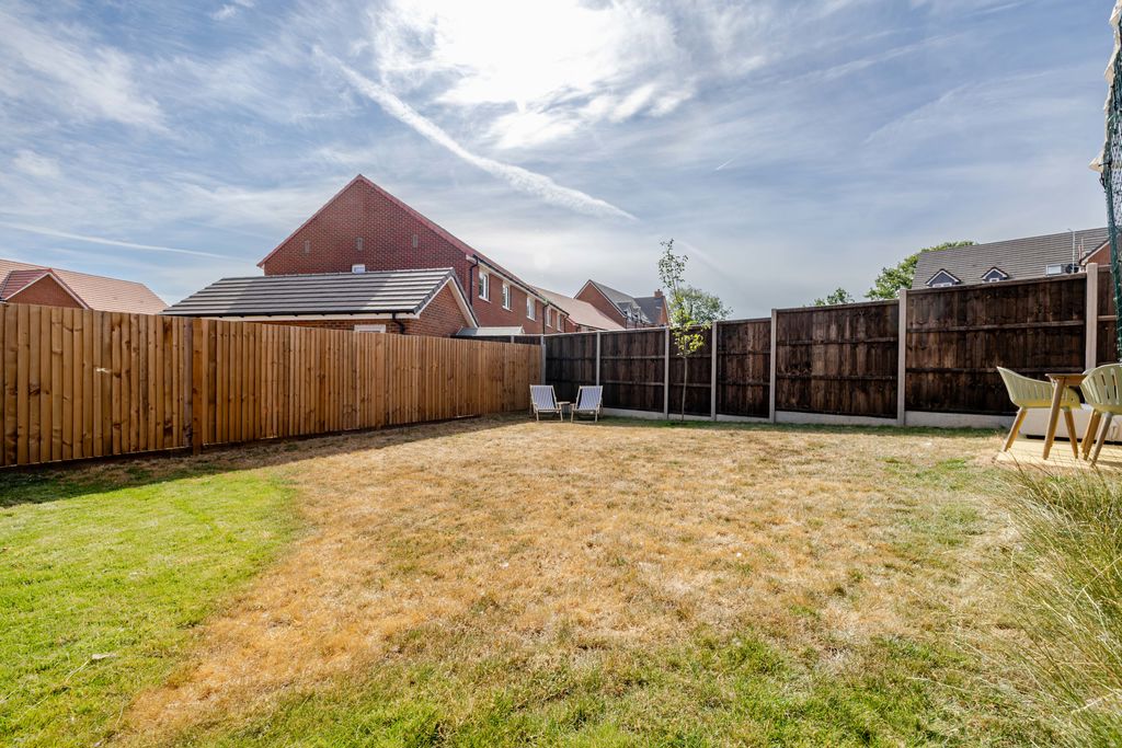 Fisher Close Warlingham
